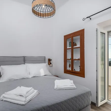 Malum Sunset View * Trypiti